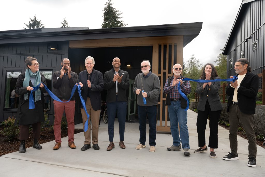 Executive Zahilay and leaders cut ribbon at Creekside Village in Vashon